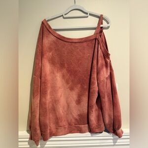 CY BOUTIQUE Oversized Rust Cold-Shoulder SOFT Top